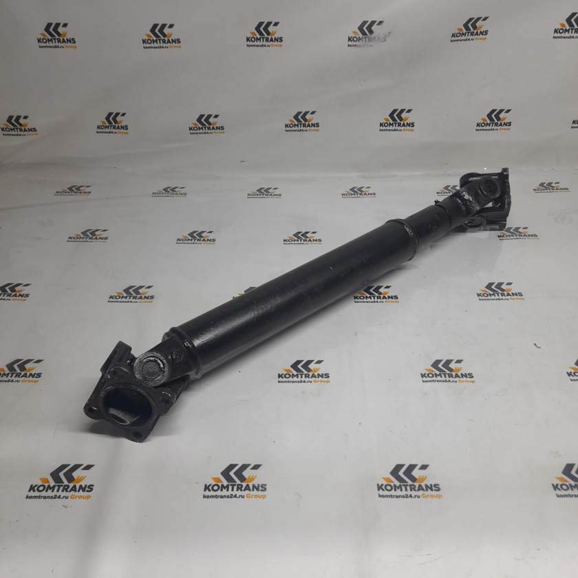 Вал карданный L 820 ZL-15 ( кв фланец , 70мм кольцо, 4 болта креплени)