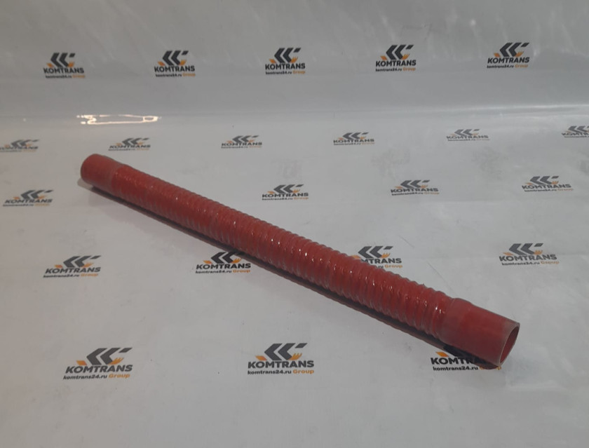 Патрубок радиатора внутр. d 45, L 700 верхний,водяной (300 К) Патрубок радиатора внутр. d 45, L 700 верхний,водяной (300 К)