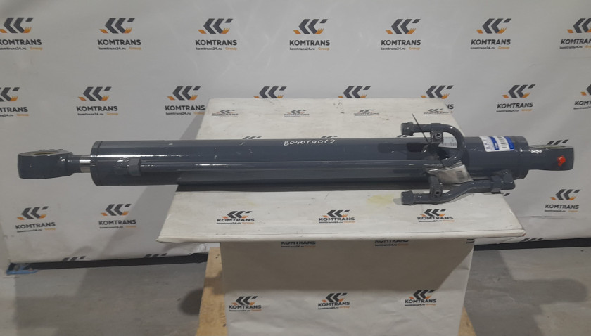 Гидроцилиндр ковша левый XC8-S3570 XGYG18-027