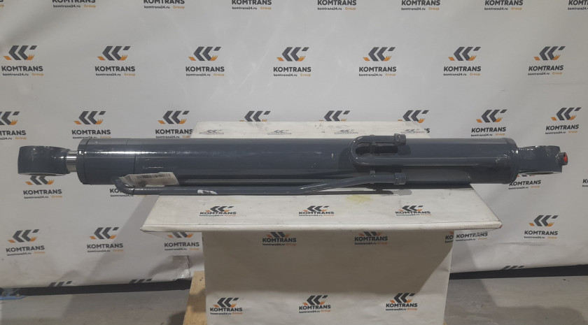 Гидроцилиндр подъема стрелы (правый) XC8-S3570
