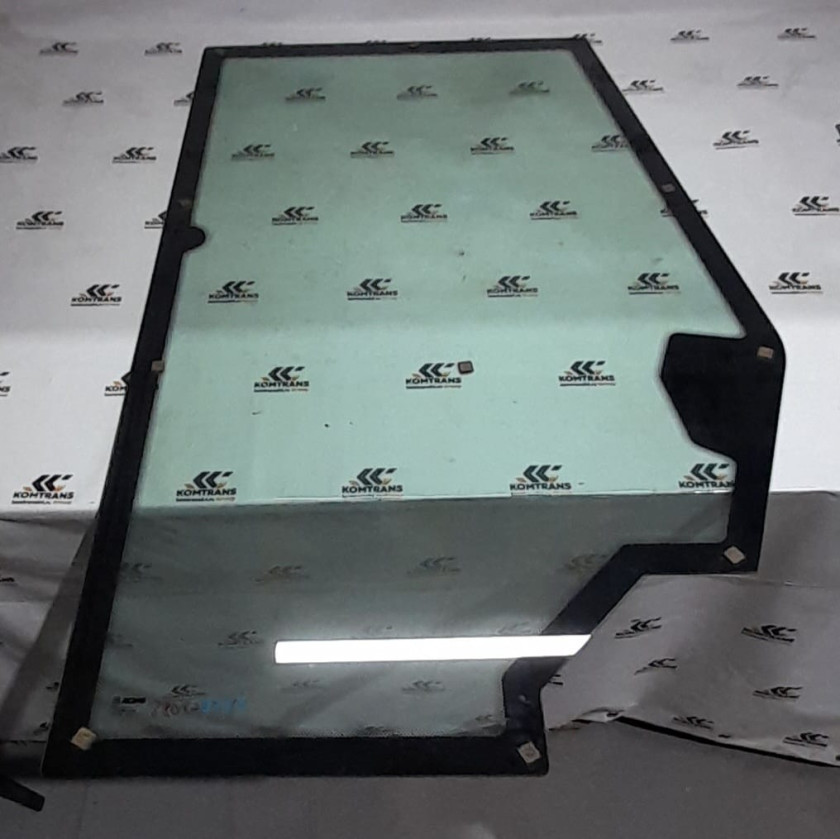 Стекло двери правое XCMG GR165 Стекло двери правое XCMG GR165