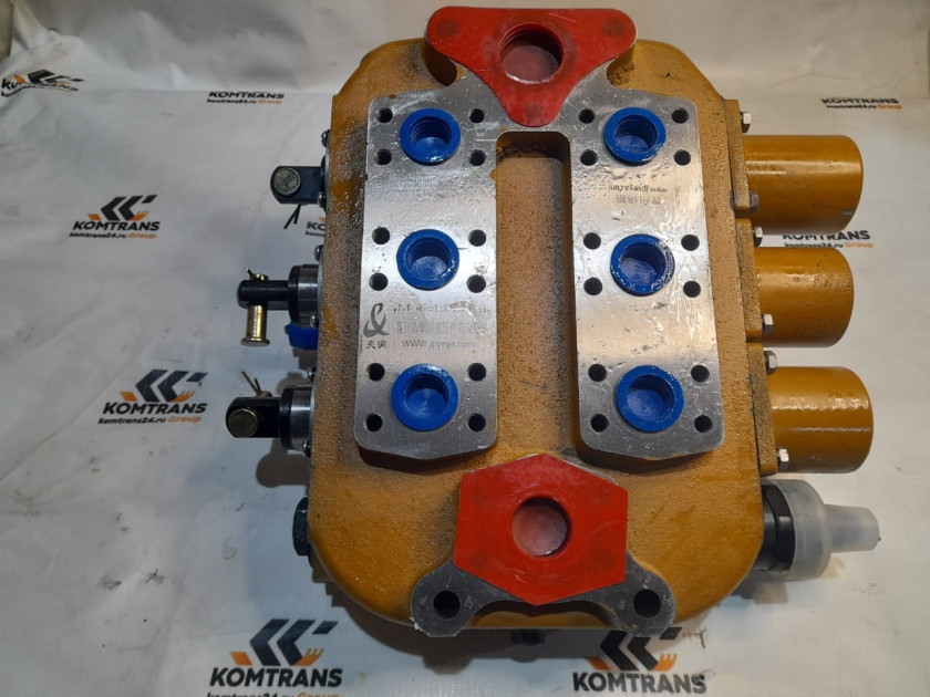 Гидрораспределитель (3 контура) LW300FN (DF25.3B) Гидрораспределитель (3 контура) LW300FN (DF25.3B)