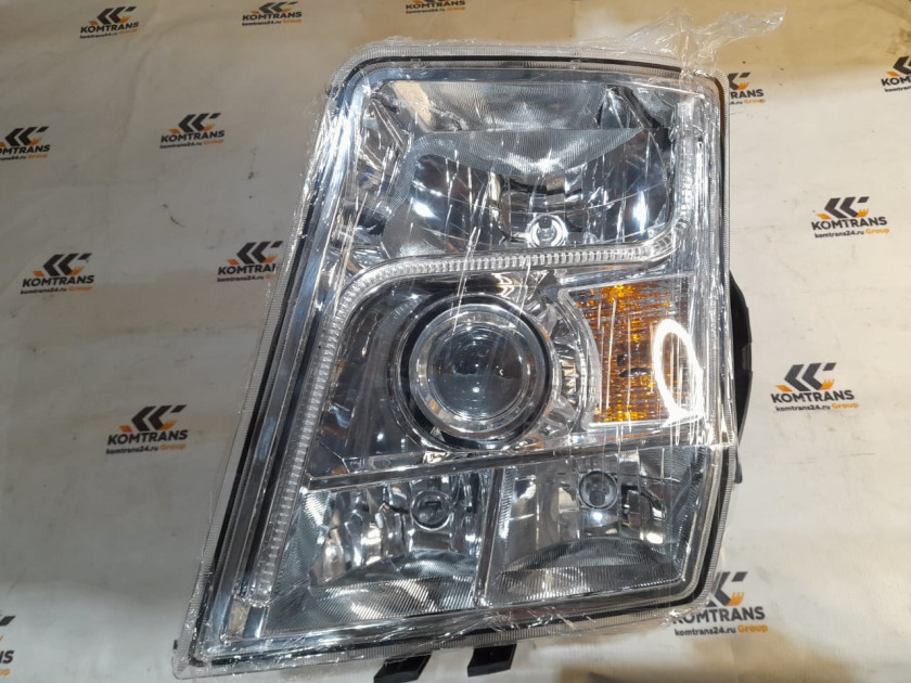 Фара передняя левая X3000 SHACMAN тягач (1 штекер) Фара передняя левая X3000 SHACMAN тягач (1 штекер)